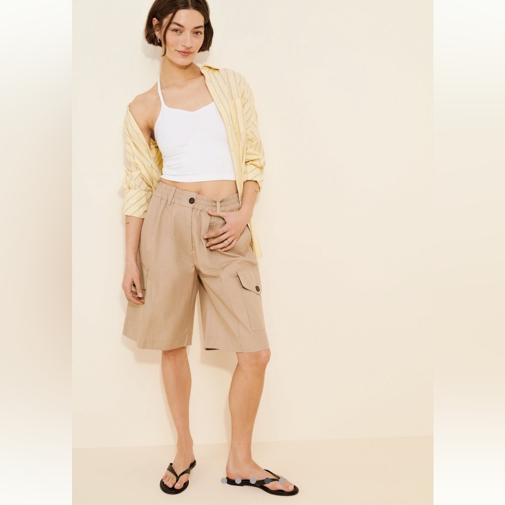 BAUM UND PFERDGARTEN Women's Neeto Shorts size 32 or US Small~New with tags